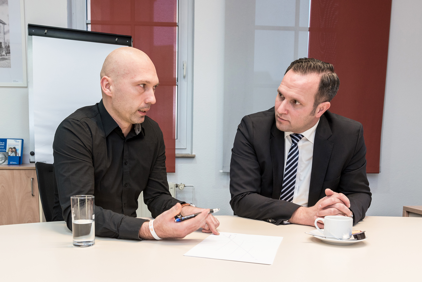 Enrico Kramer und Mirko Lippmann im Gespräch Enrico Kramer und Mirko Lippmann im Gespräch